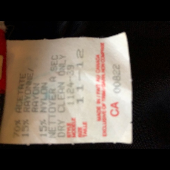 Lori Ann black velvet bolero style (cropped) jacket - Picture 3 of 3